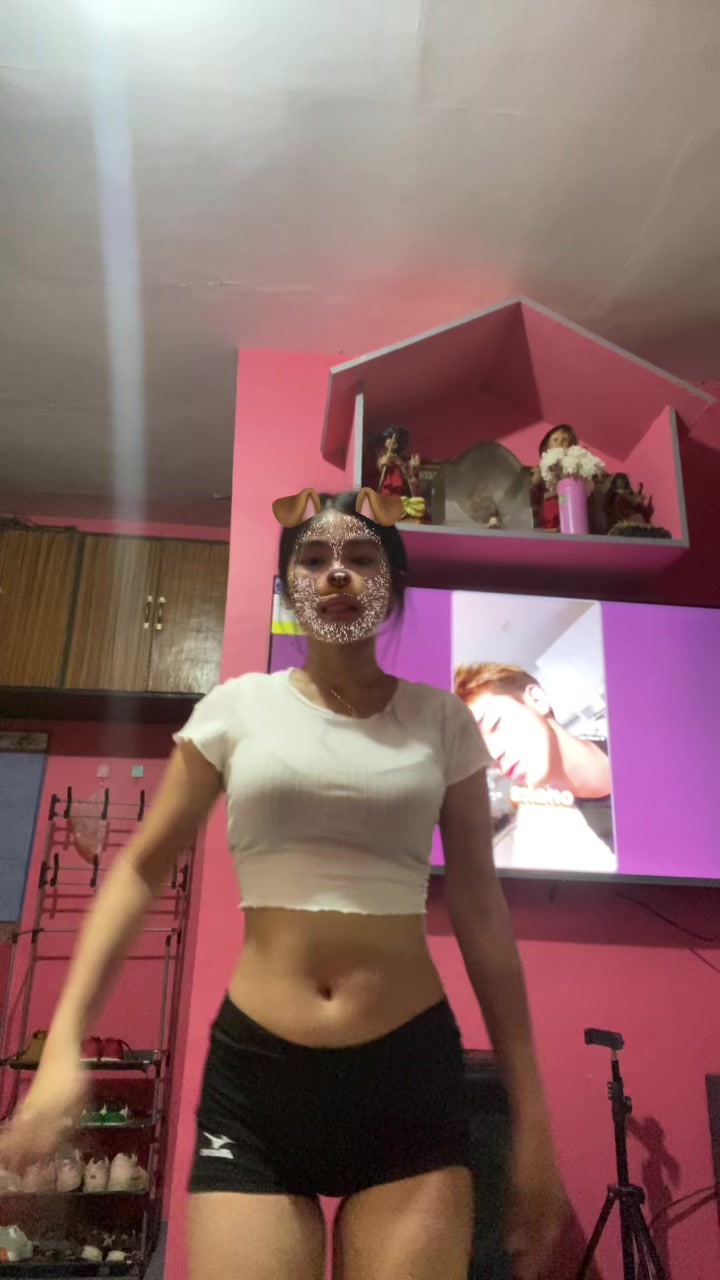 @jeniee