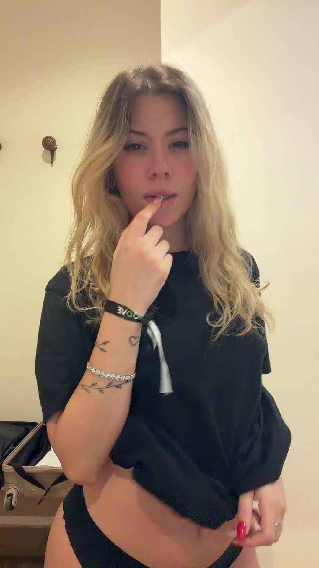 @__labeniamss__