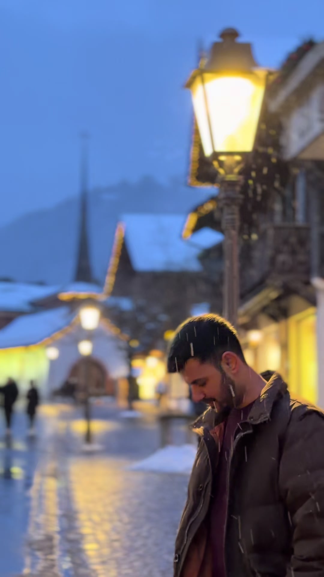 @Ghani Khan Europe Traveler