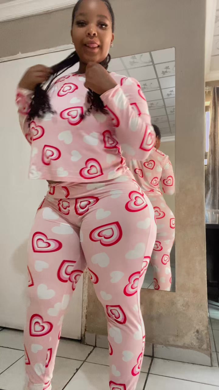 @nelisa