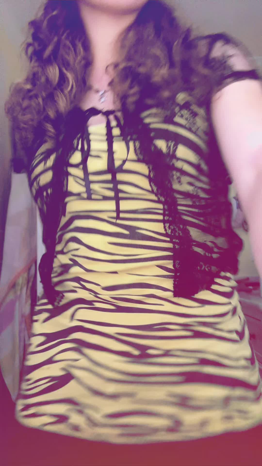 @izzypeasylemonsqueezy