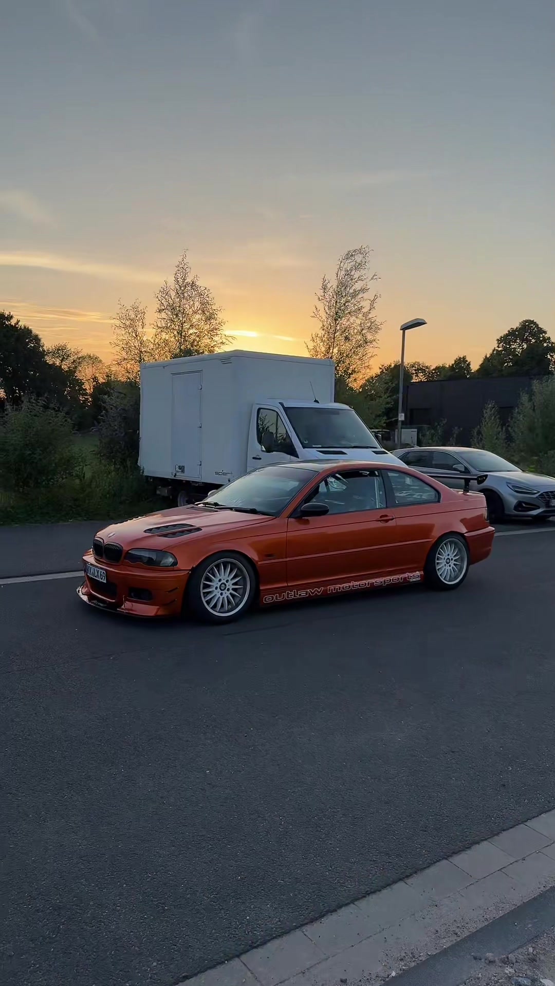 @LX_E46