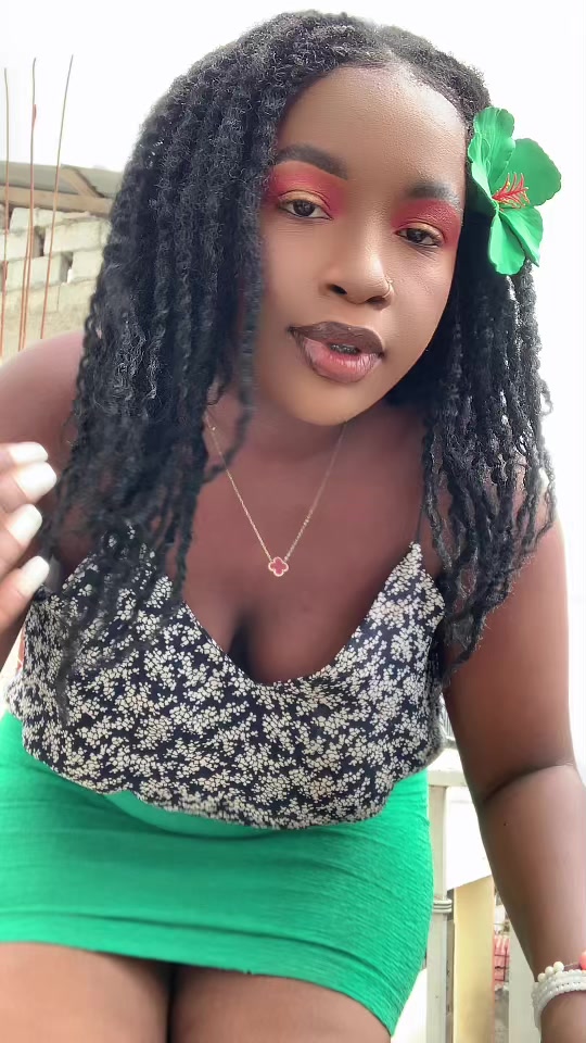 @Darliyoo23
