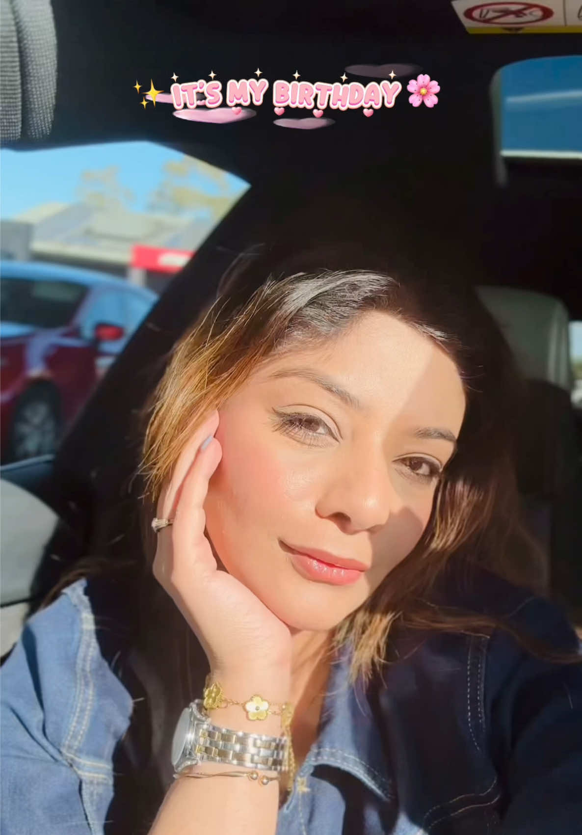 @Simmy | Beauty Content Creator