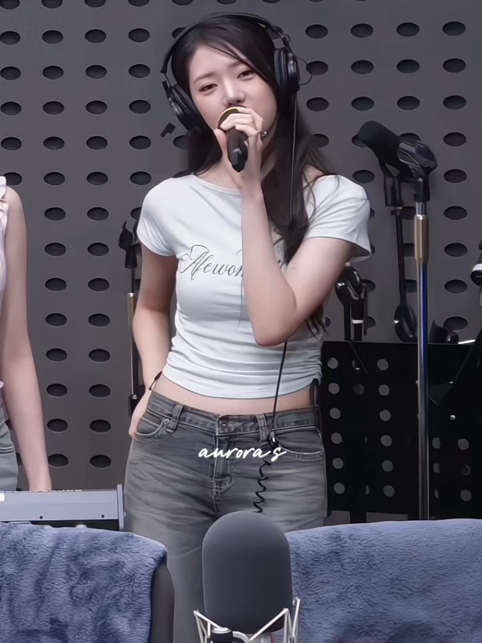 @아연