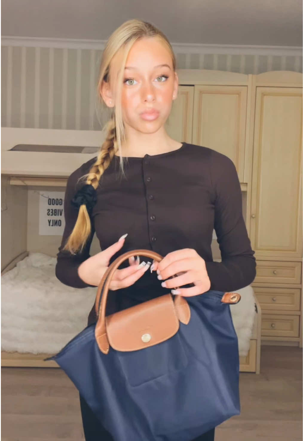 @Элечка👼🏽