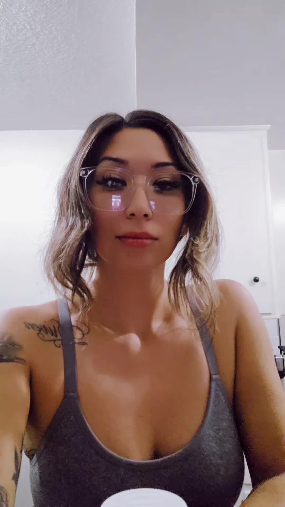 @SoberBabeLA