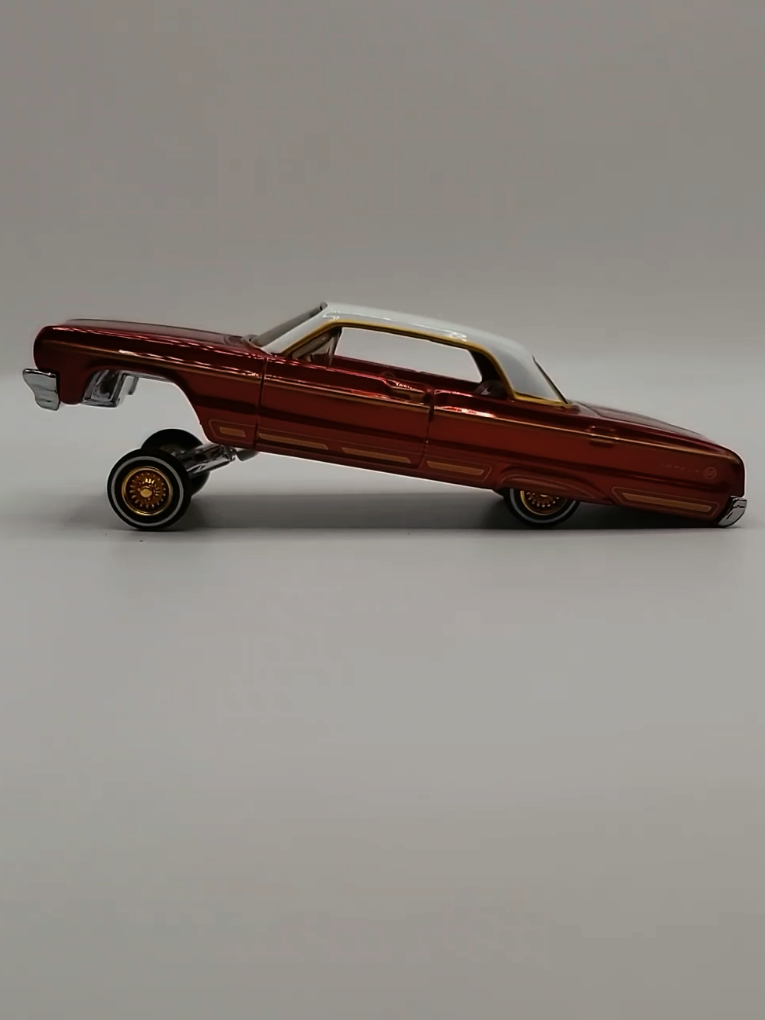 @CORONA TOYS