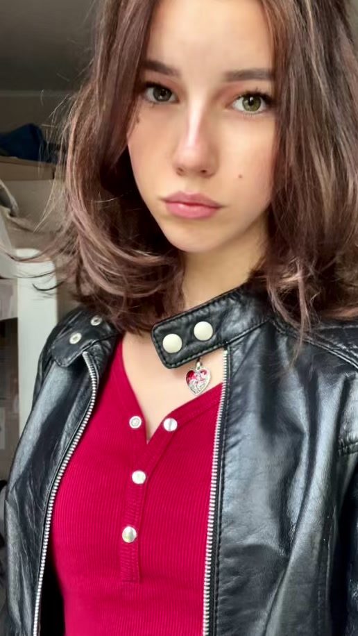 @𝒎𝒂𝒓𝒗𝒆𝒍