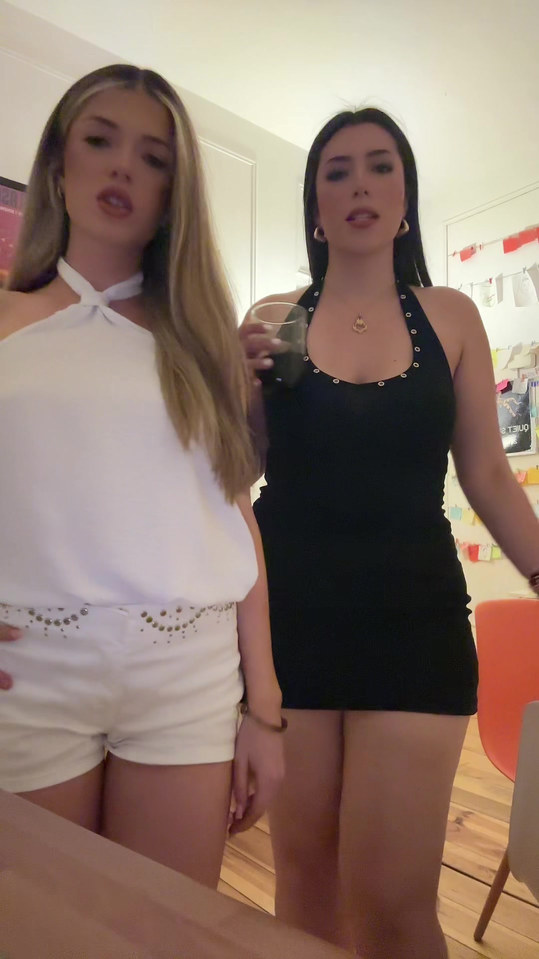 @Em777