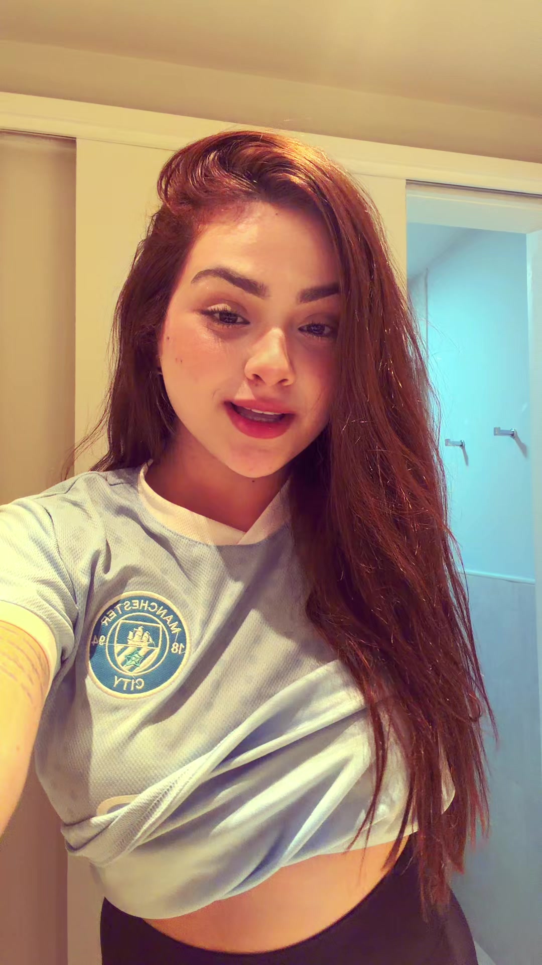 @carlaqueiroz