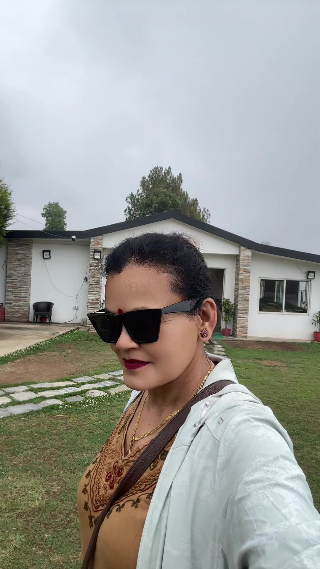 @Mana Thapa