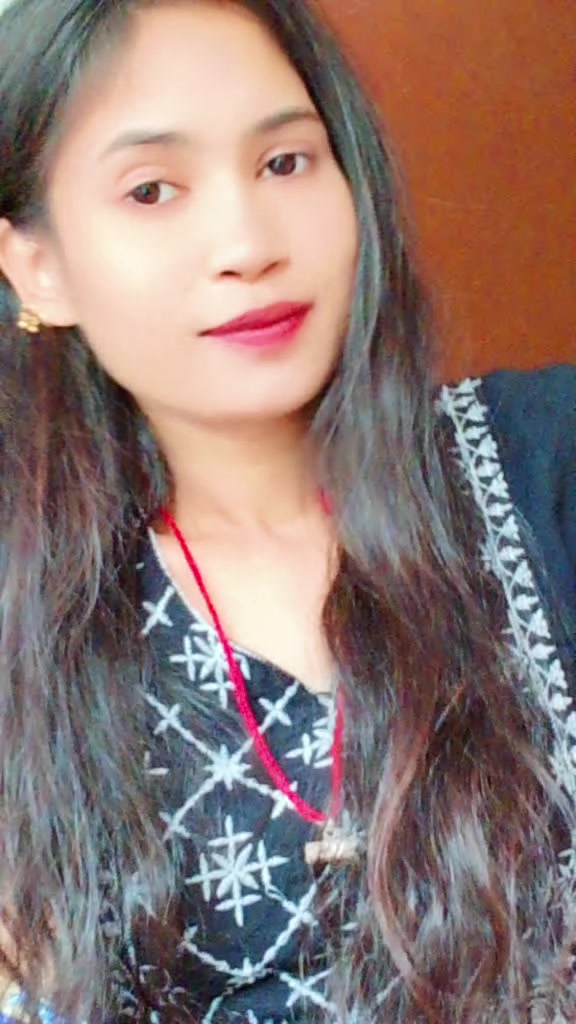 @BhojpuriyaQueen👑