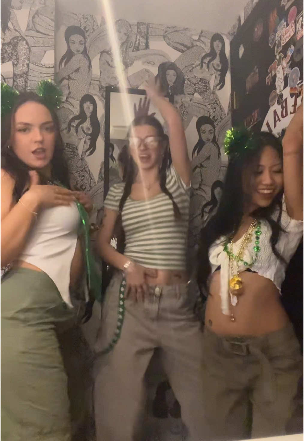 @lyricjeanne