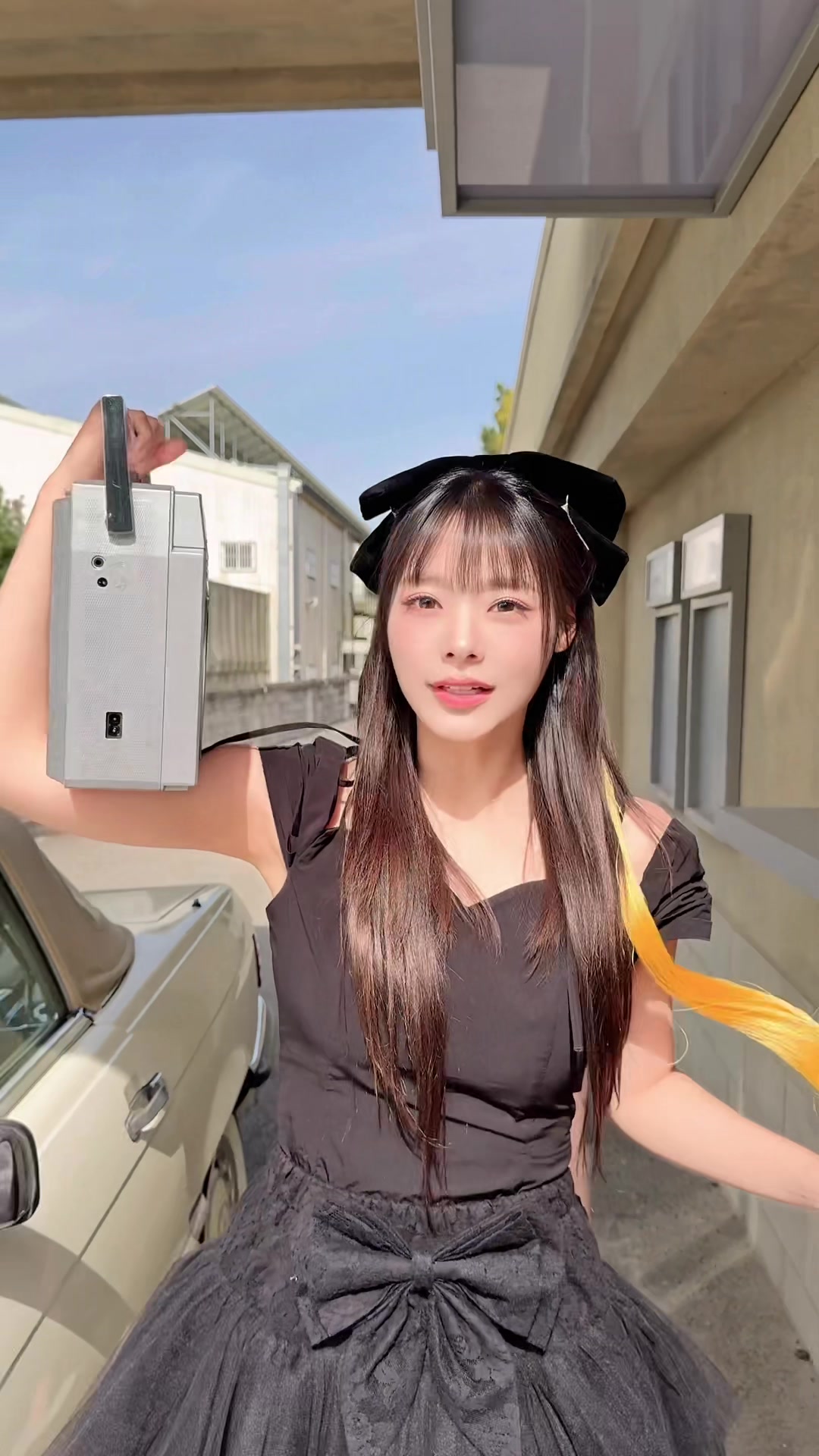 @QWER