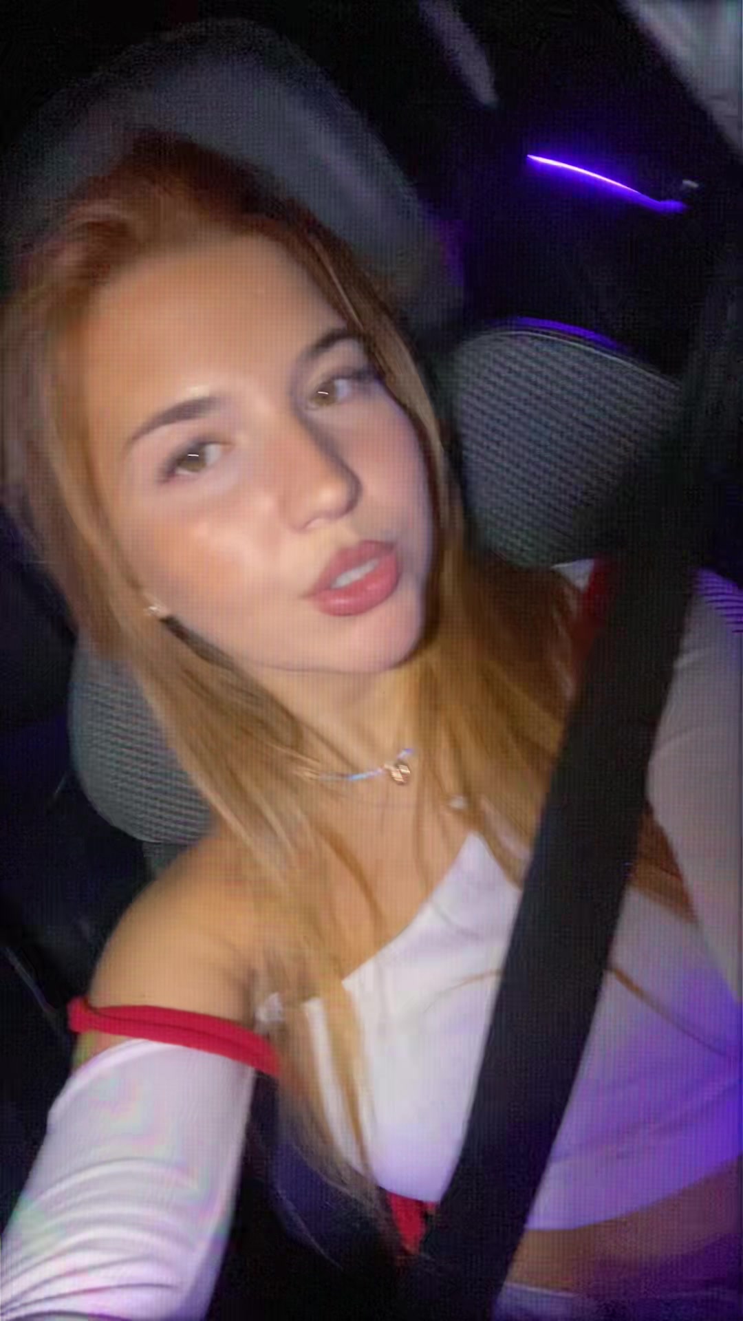 @miona