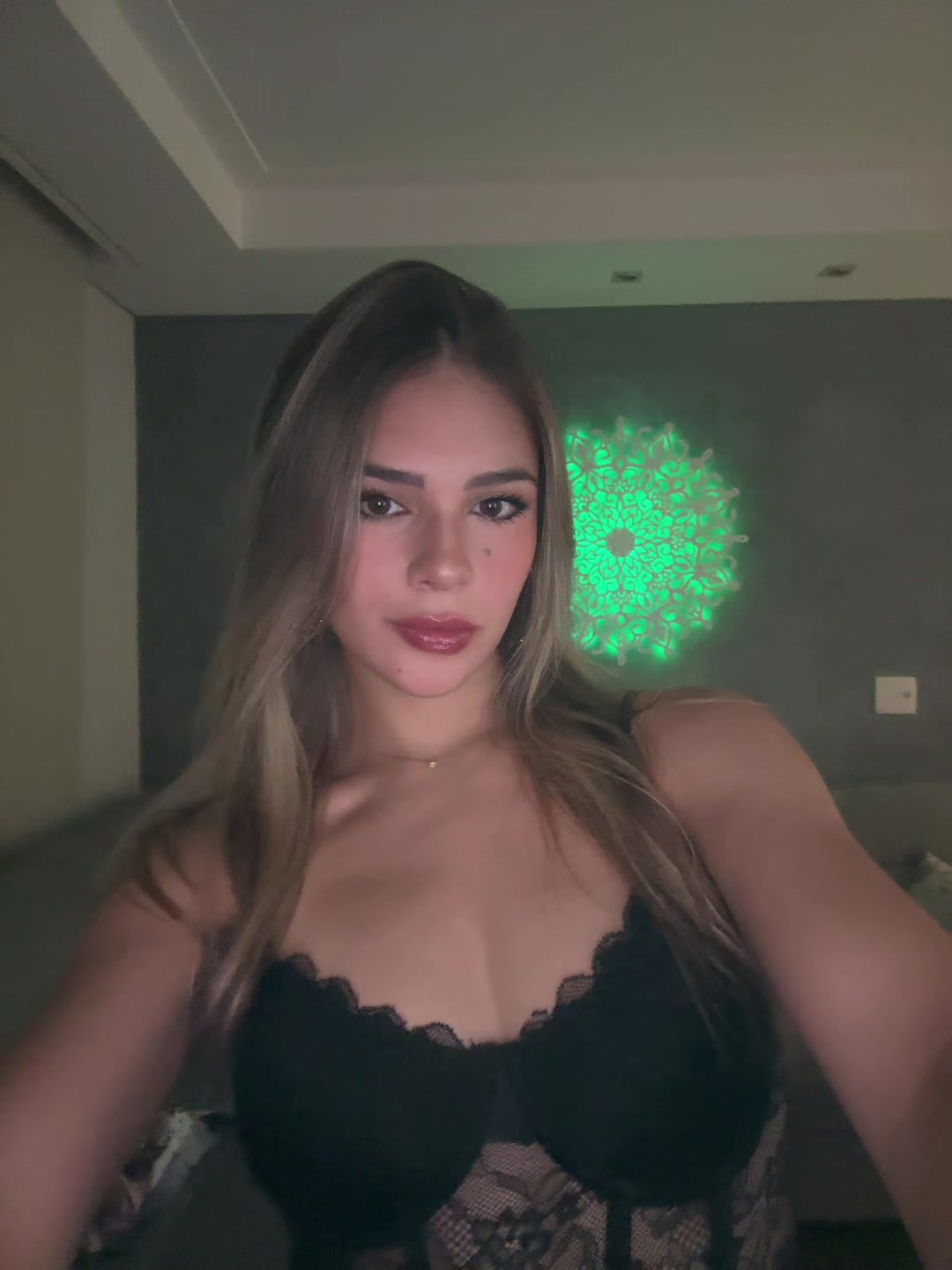 @isabellaromero