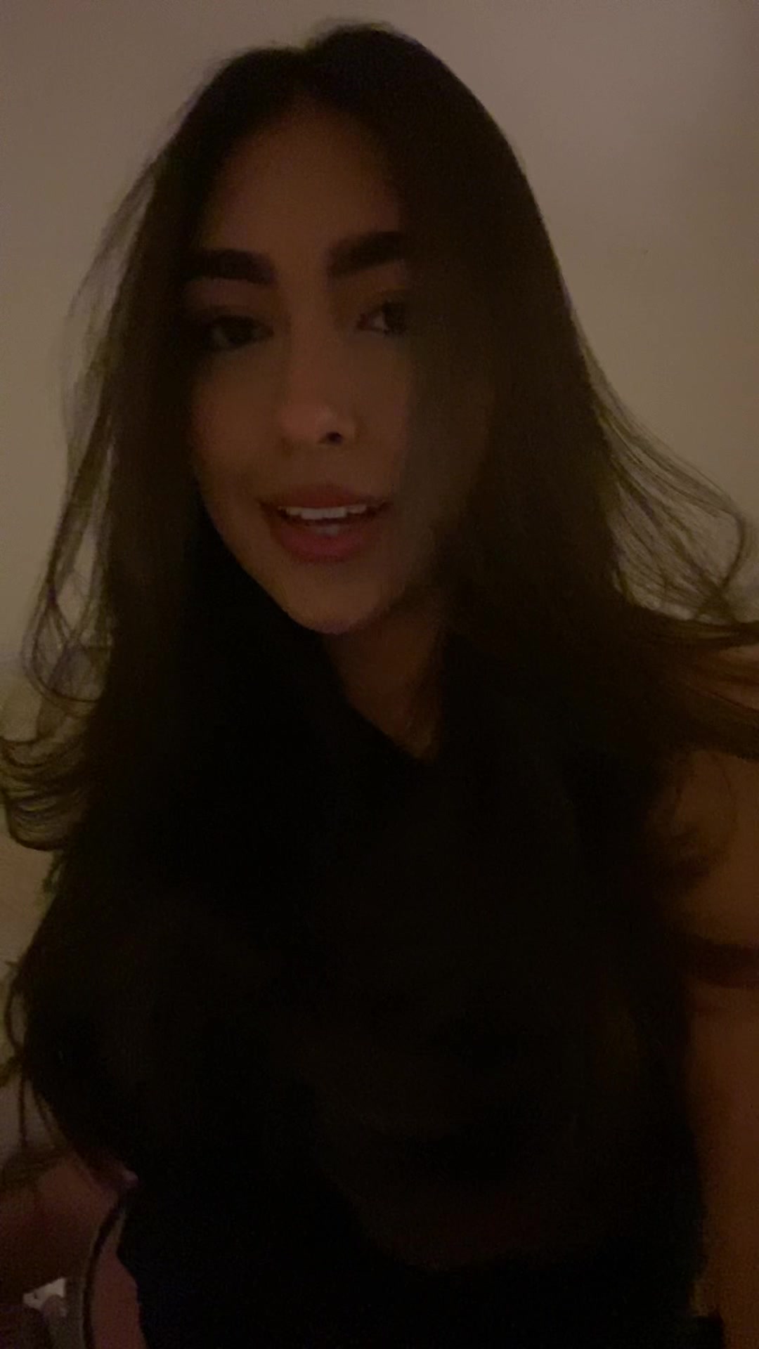 @Allisonsalazar__