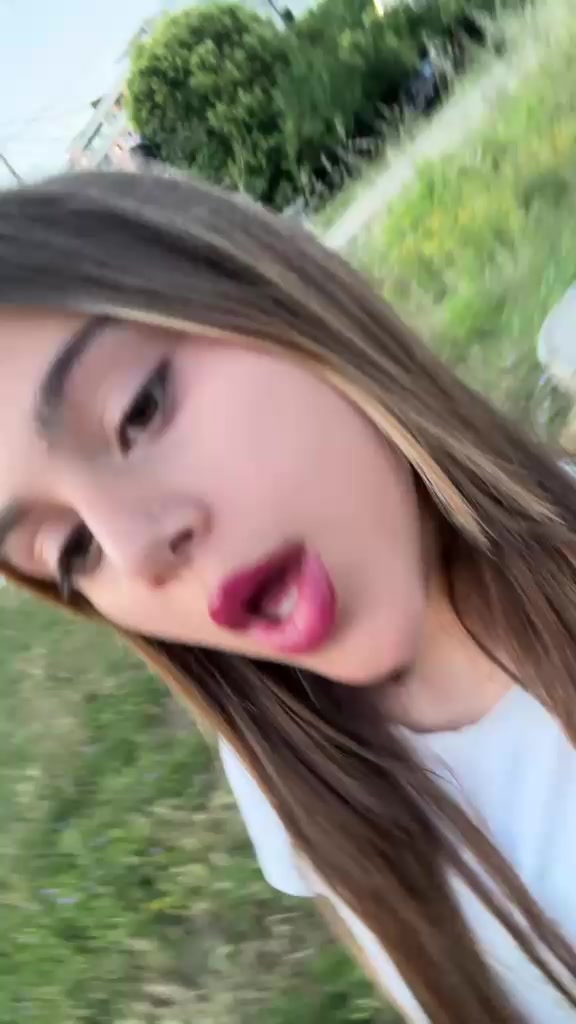 @Emanuela Hasanllari