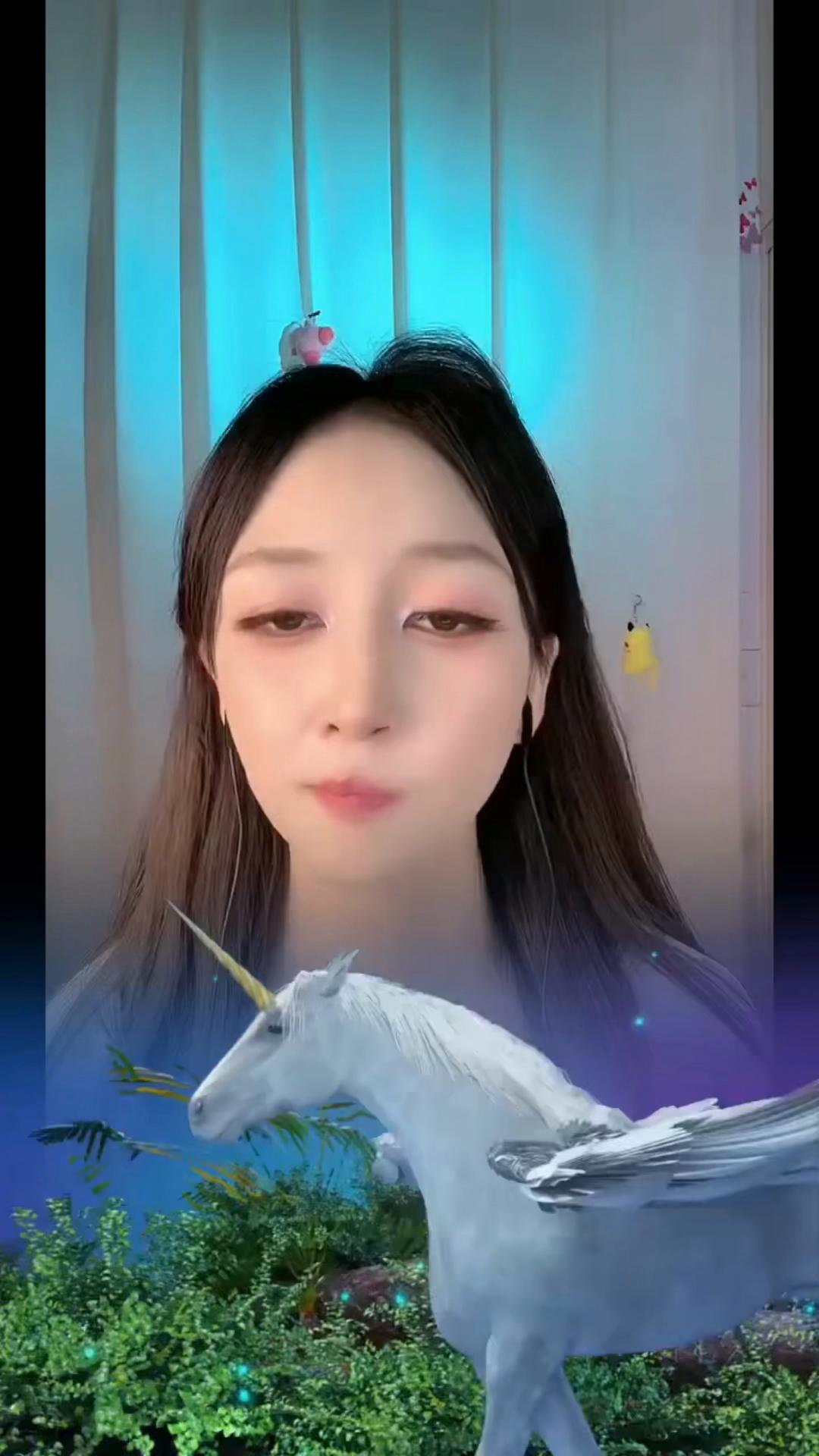 @芳心兒会好起来的✨