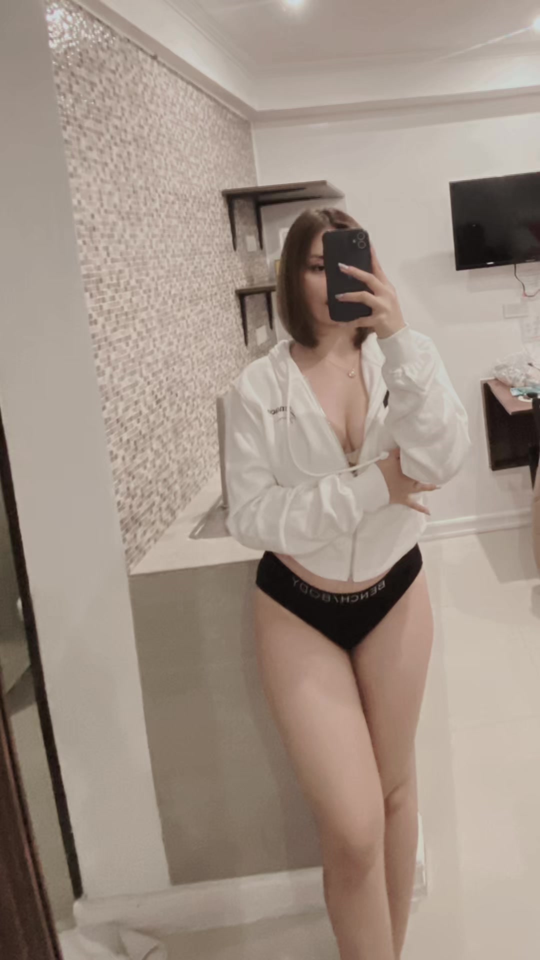 @whotfisnoom