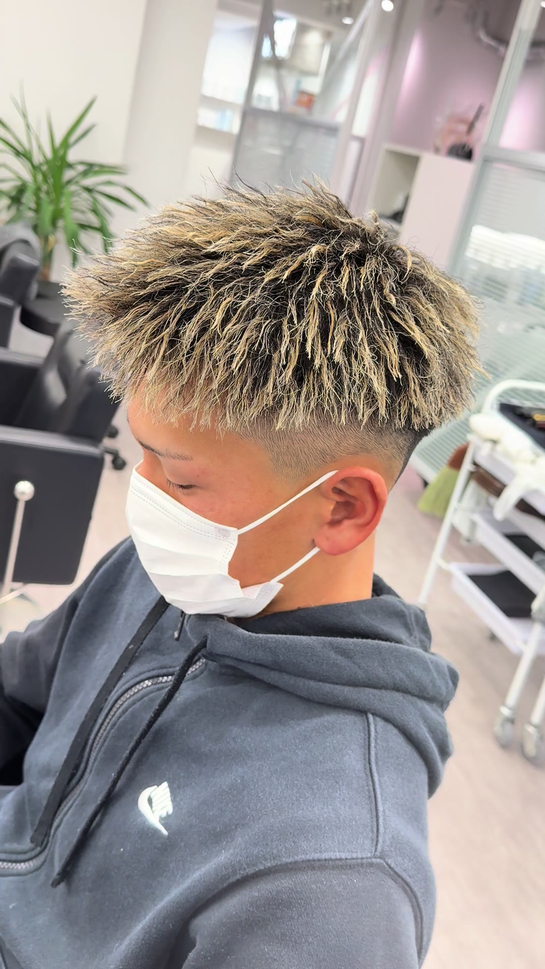 @大阪 メンズ ROOST 松居メンディー