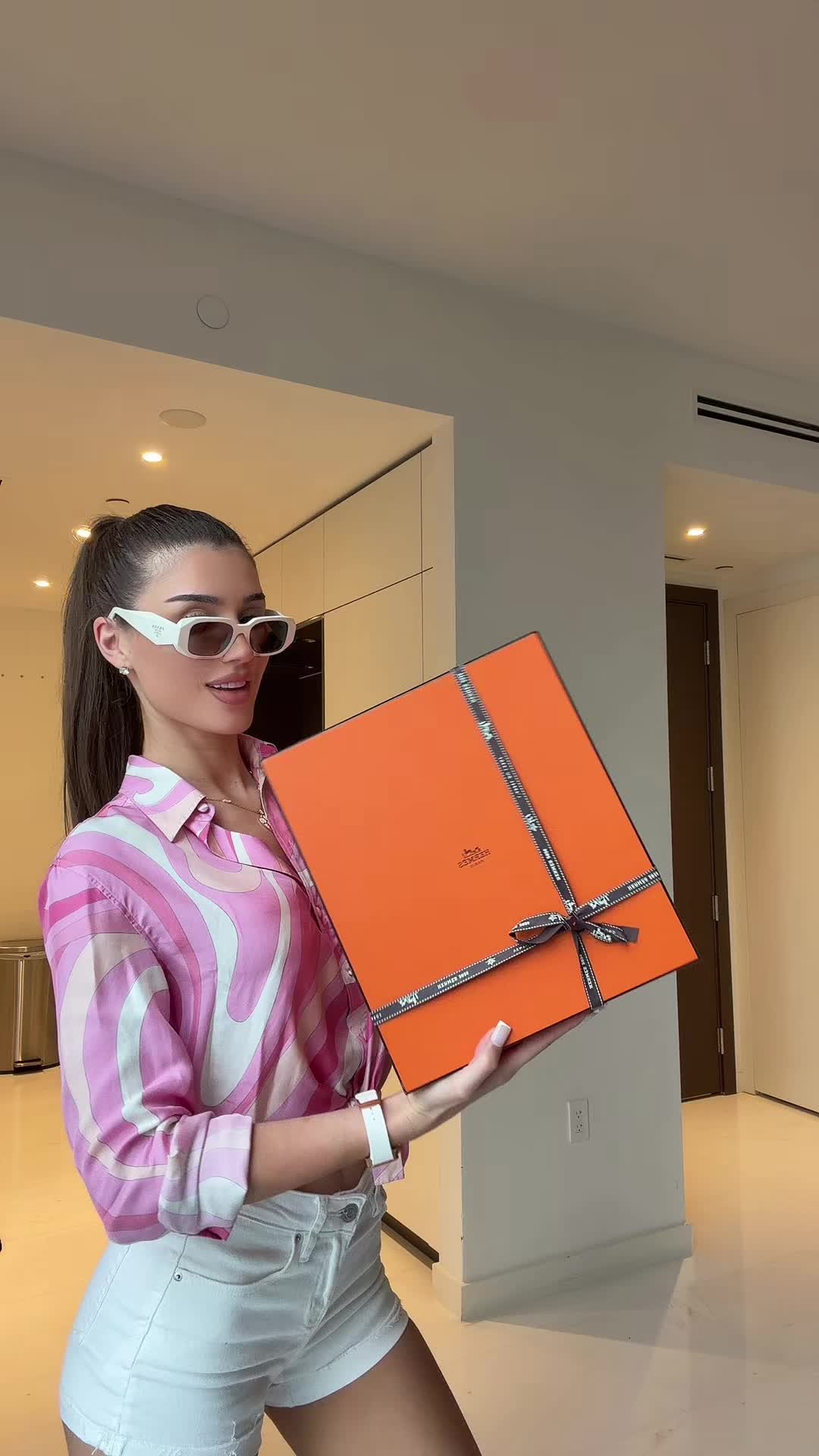 @V.