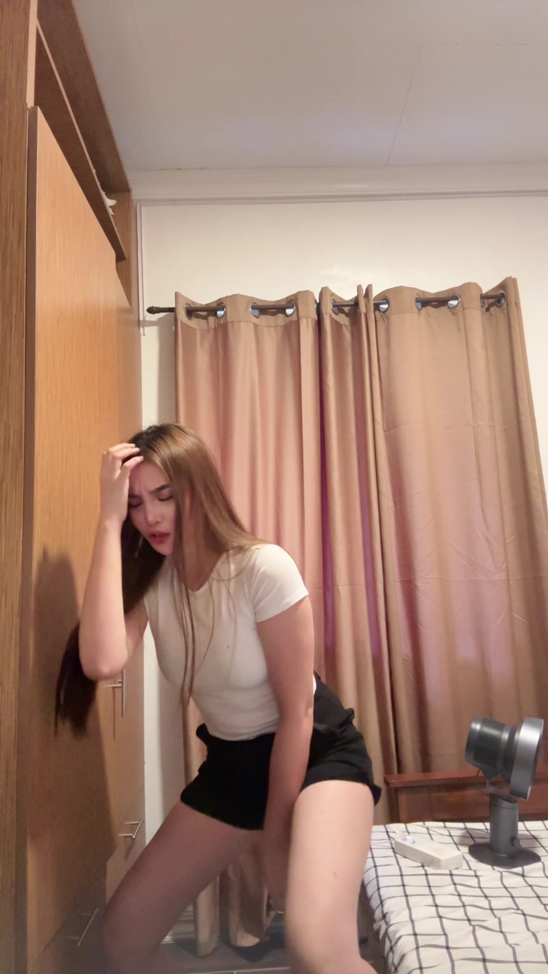 @mochi.kiss
