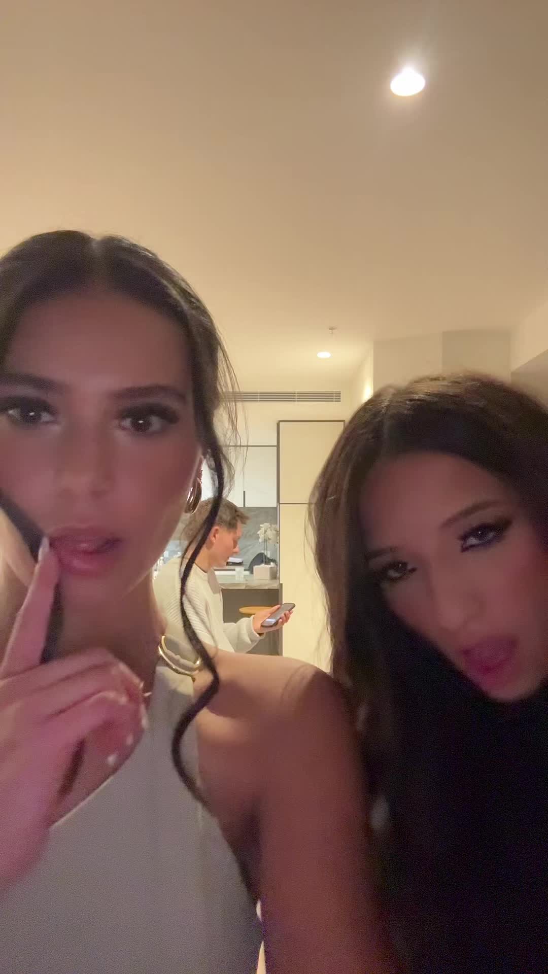 @ava