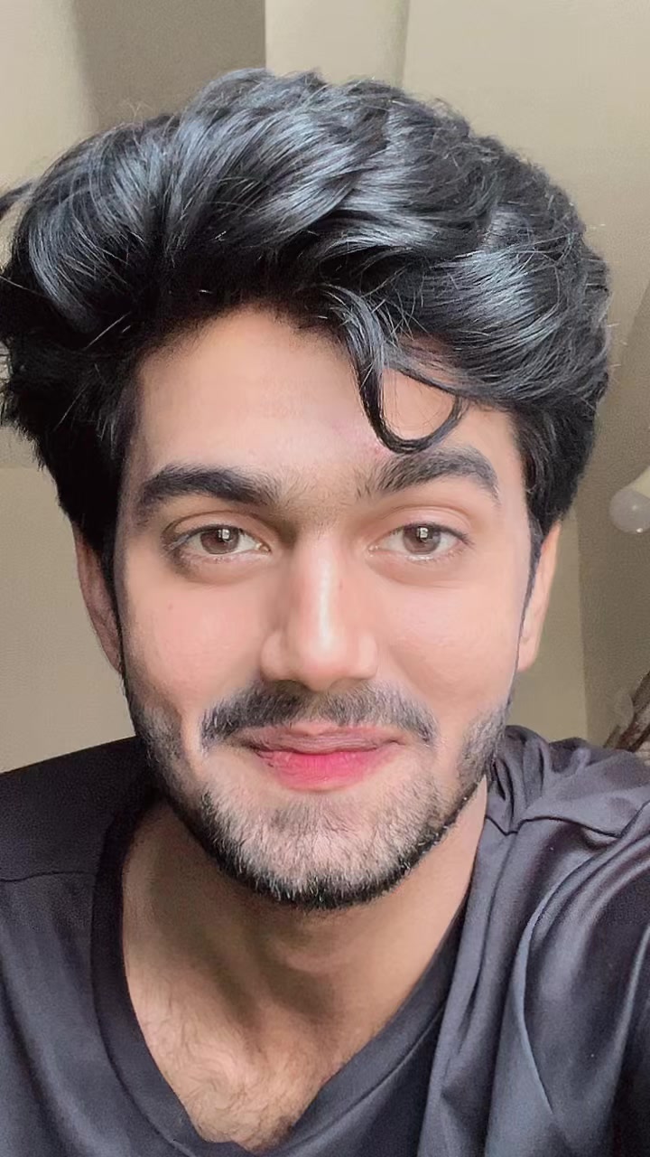 @حمزہ 🐣🦢