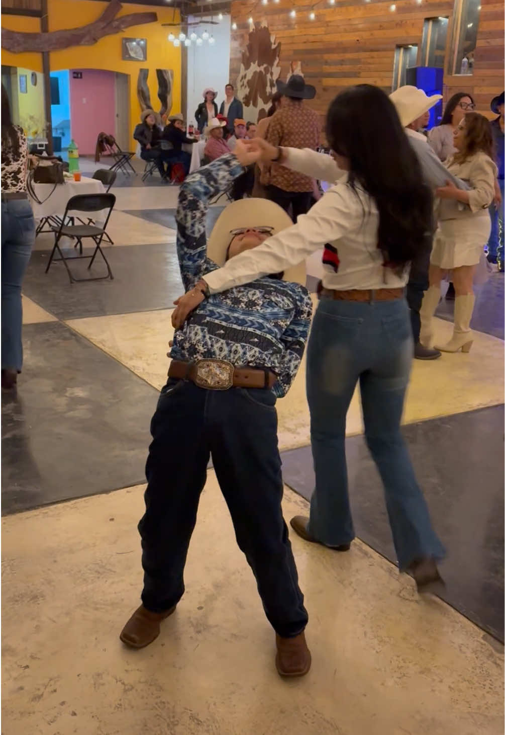 @𝐿𝑒𝑜&bull;🤠