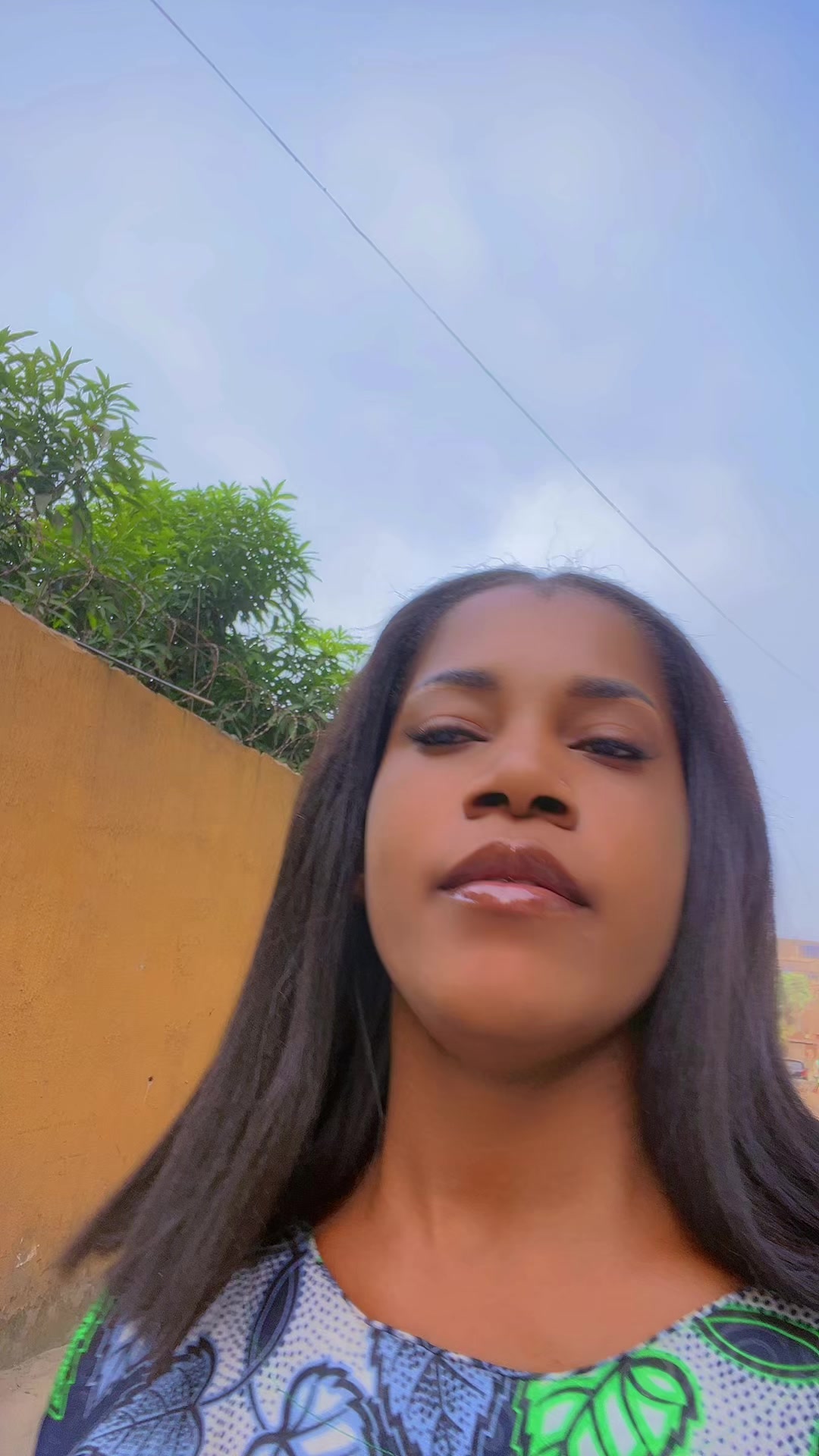 @Sarah Muzi la star