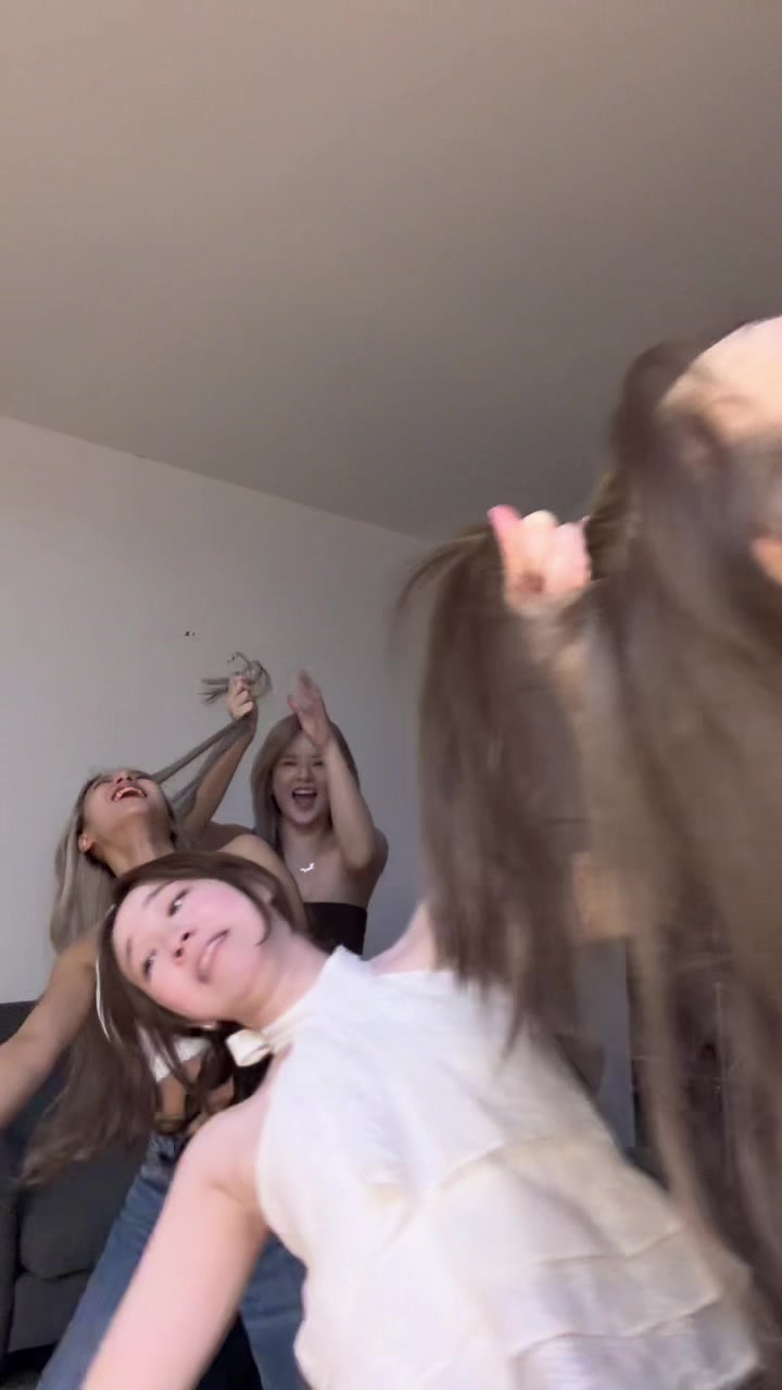 @kristyhui_