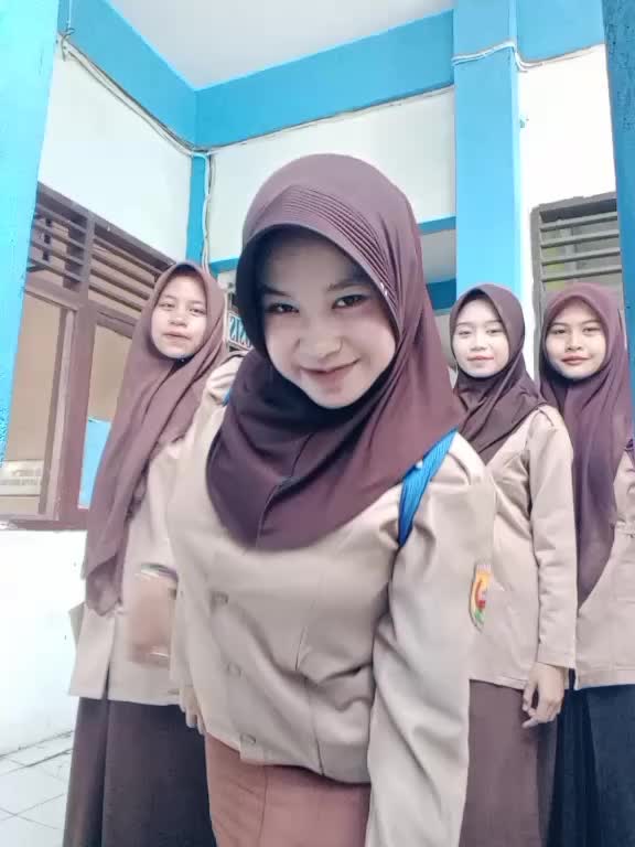 @J i a n n