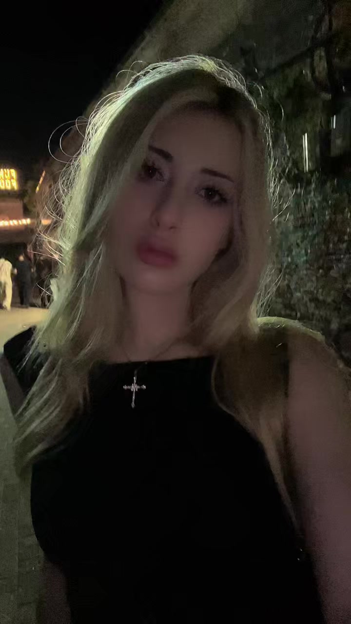 @Sabina Sazarow