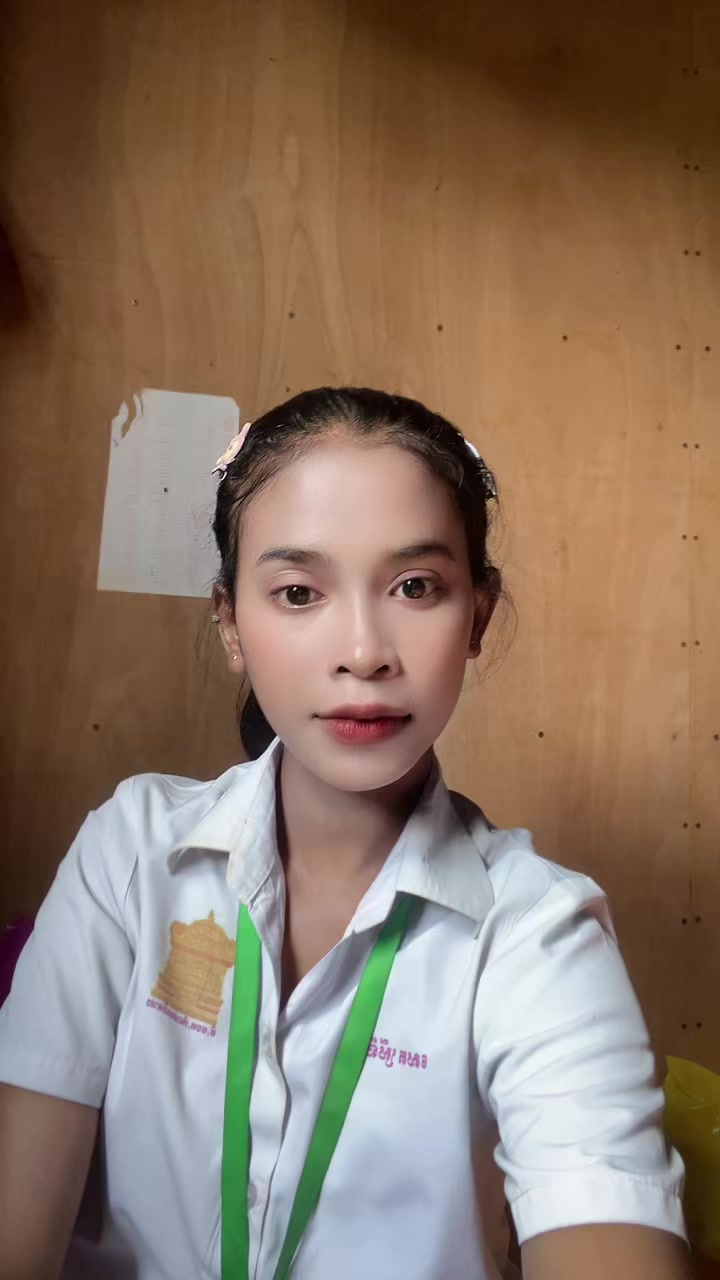 @សេត ស្រីនីត