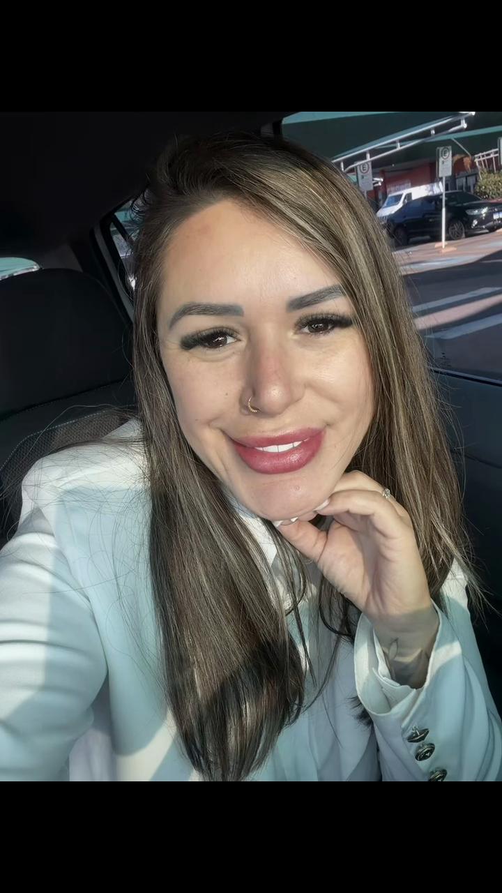 @Viviane
