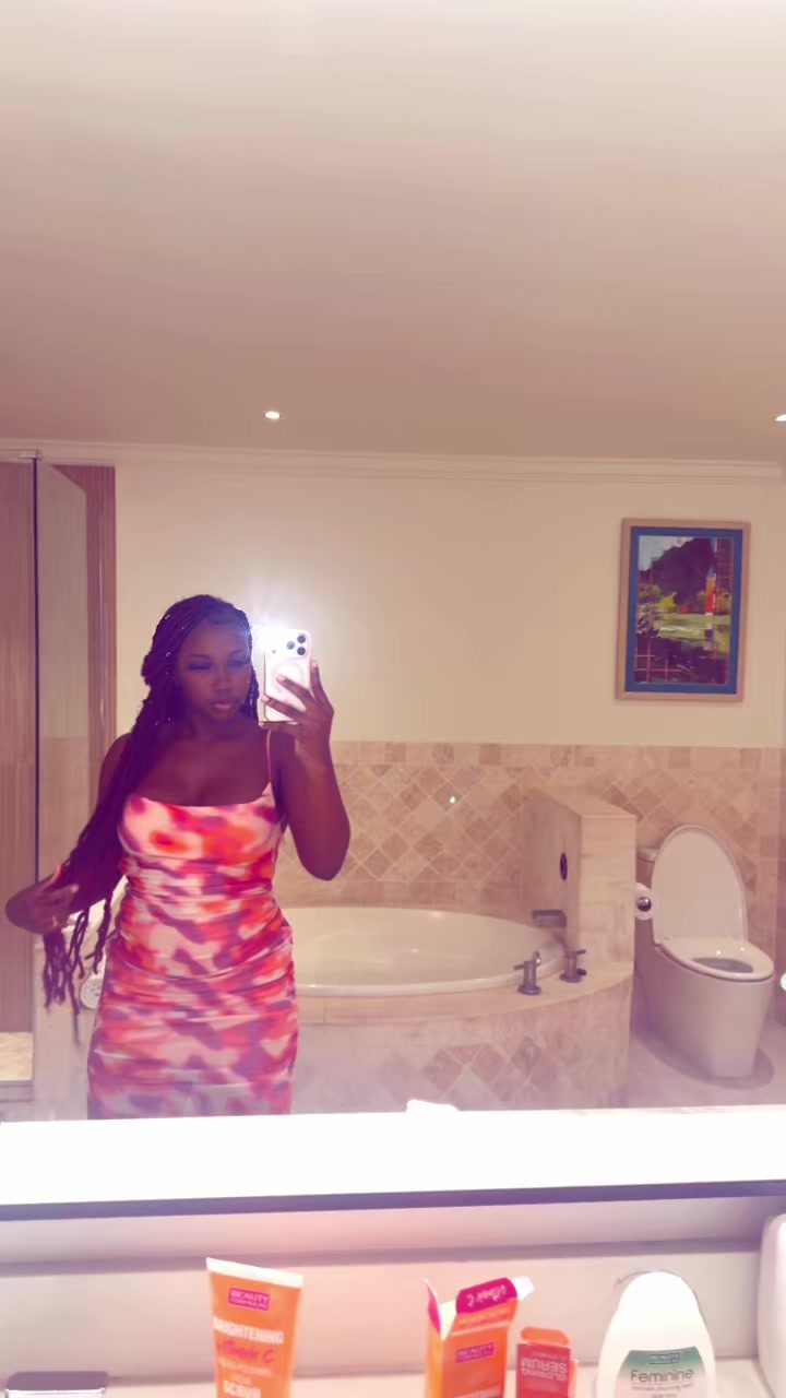 @Neisha.🇧🇧🦋