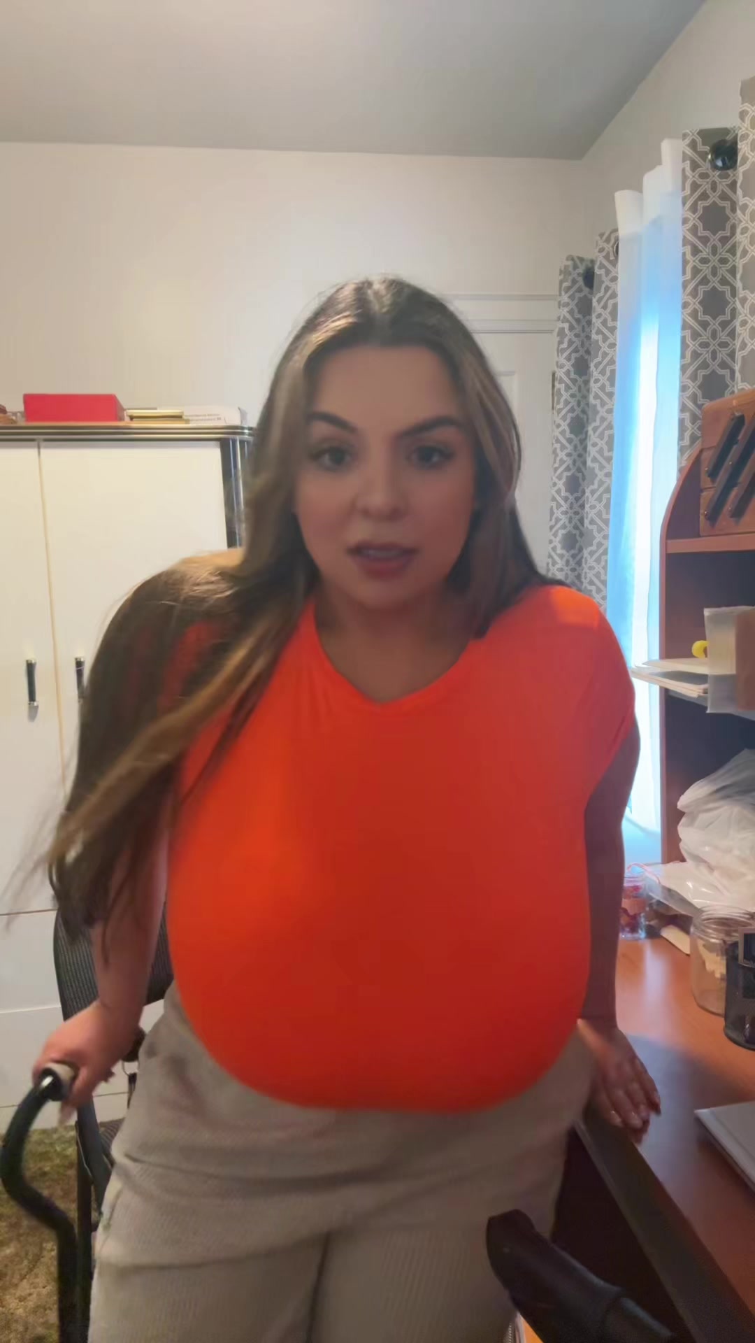 @iloveteniah