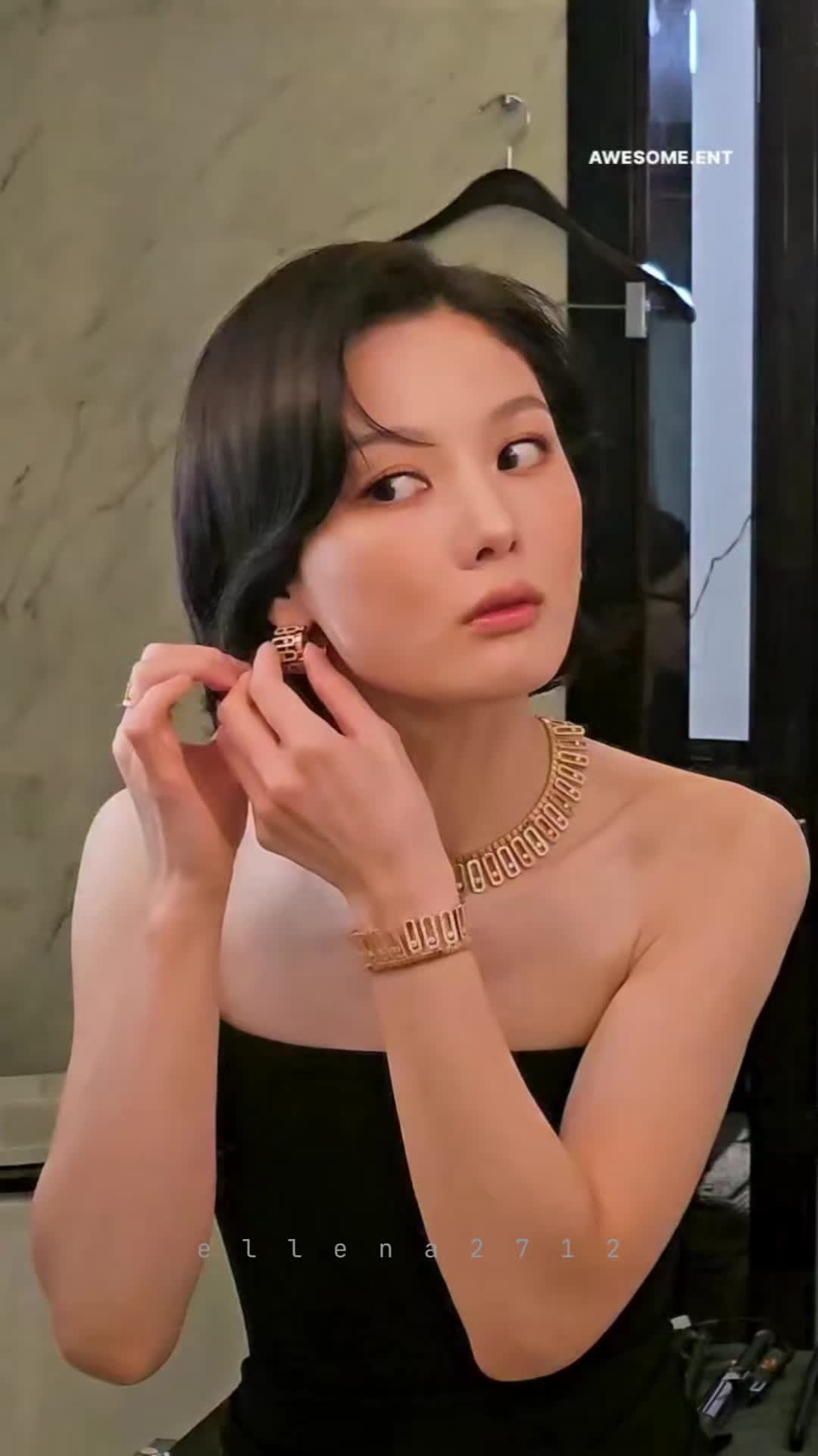@♡𝑬𝒍𝒍𝒆𝒏𝒂♡
