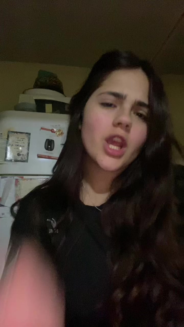 @🥐