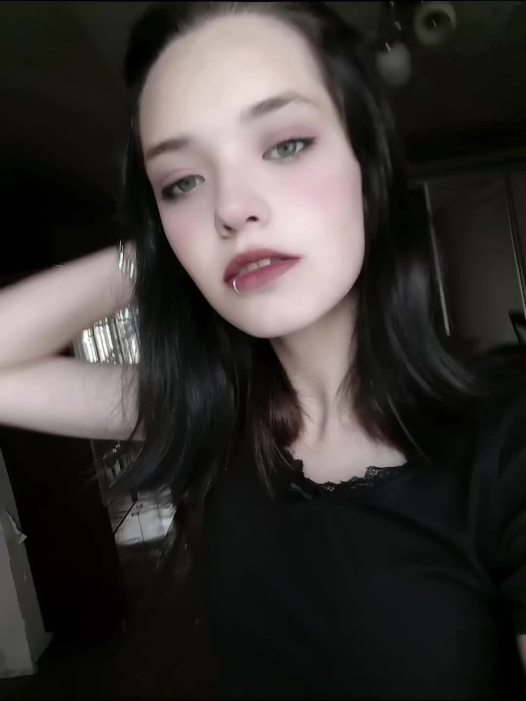 @mariika