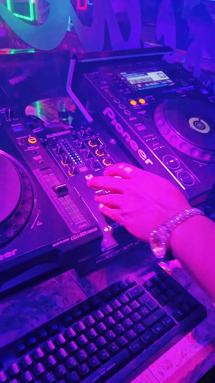 @Deejay Factory