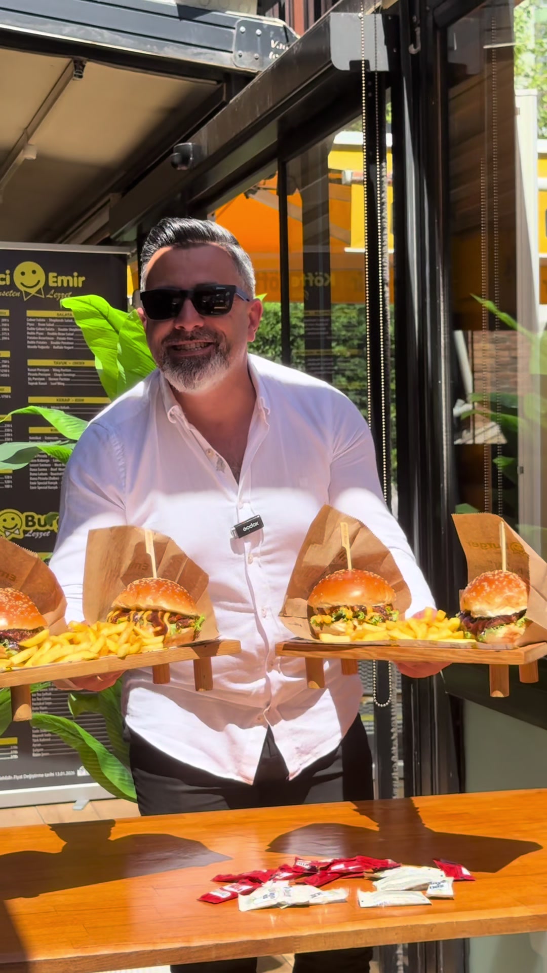 @K&Ouml;FTECİ EMİR & EMİR BURGER