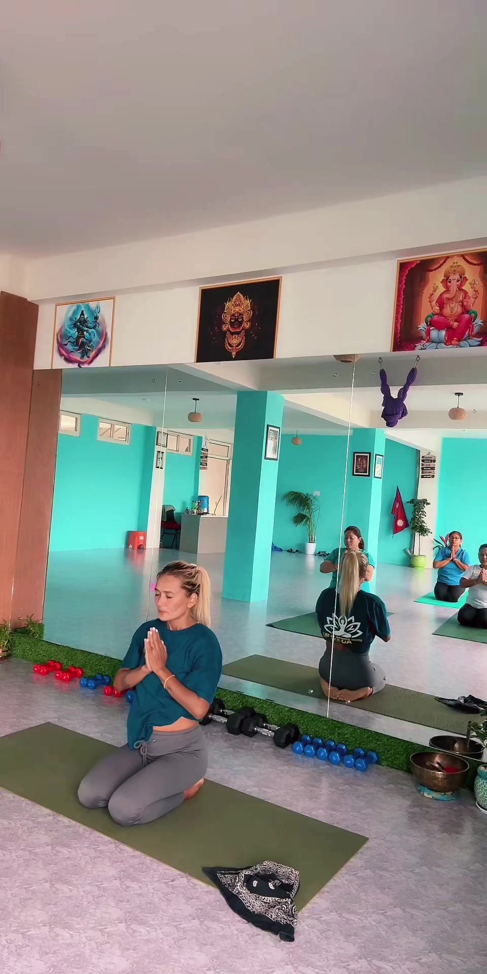 @Nitu singh yoga teacher zIn