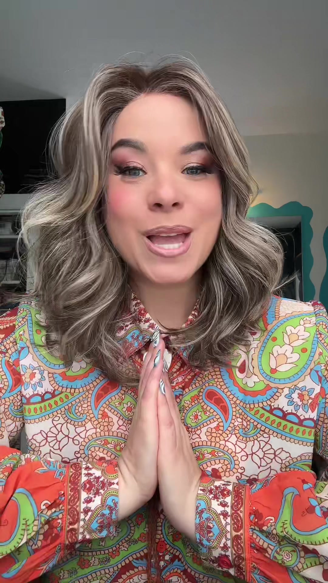 @Elizabeth Wears Wigs 🏳️&zwj;🌈