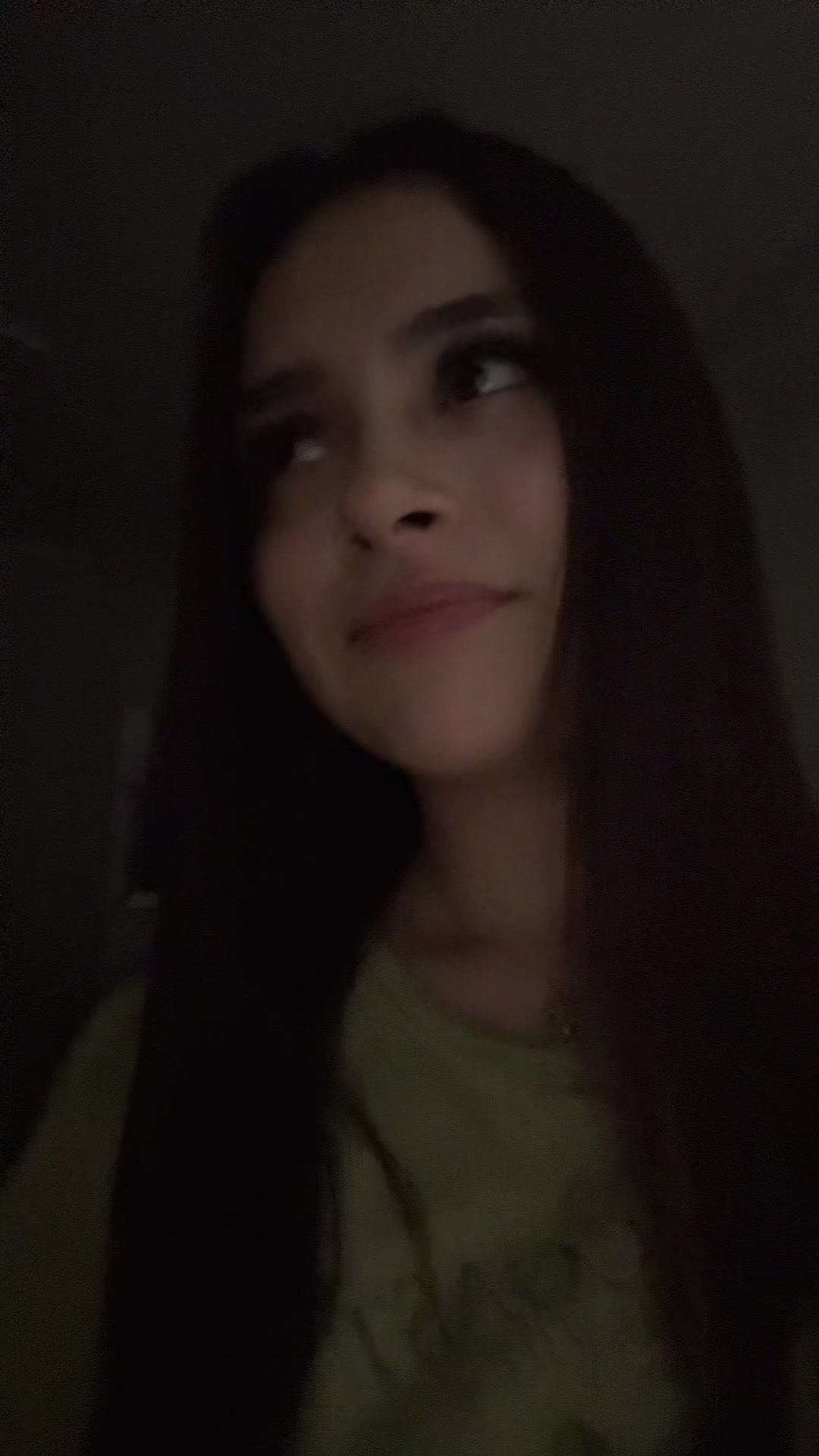 @𝑨𝑽𝑹𝑰𝑳