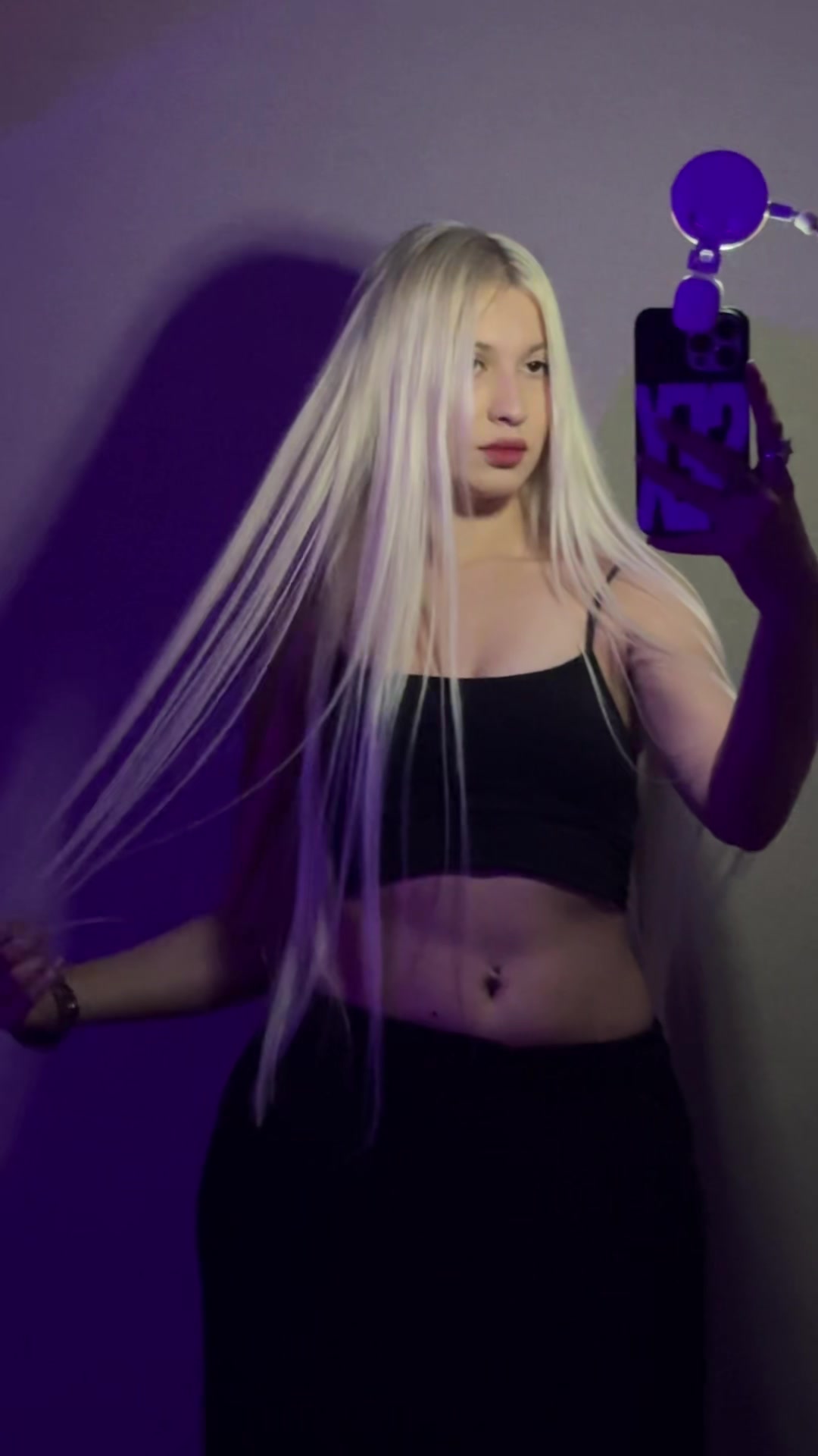 @еся
