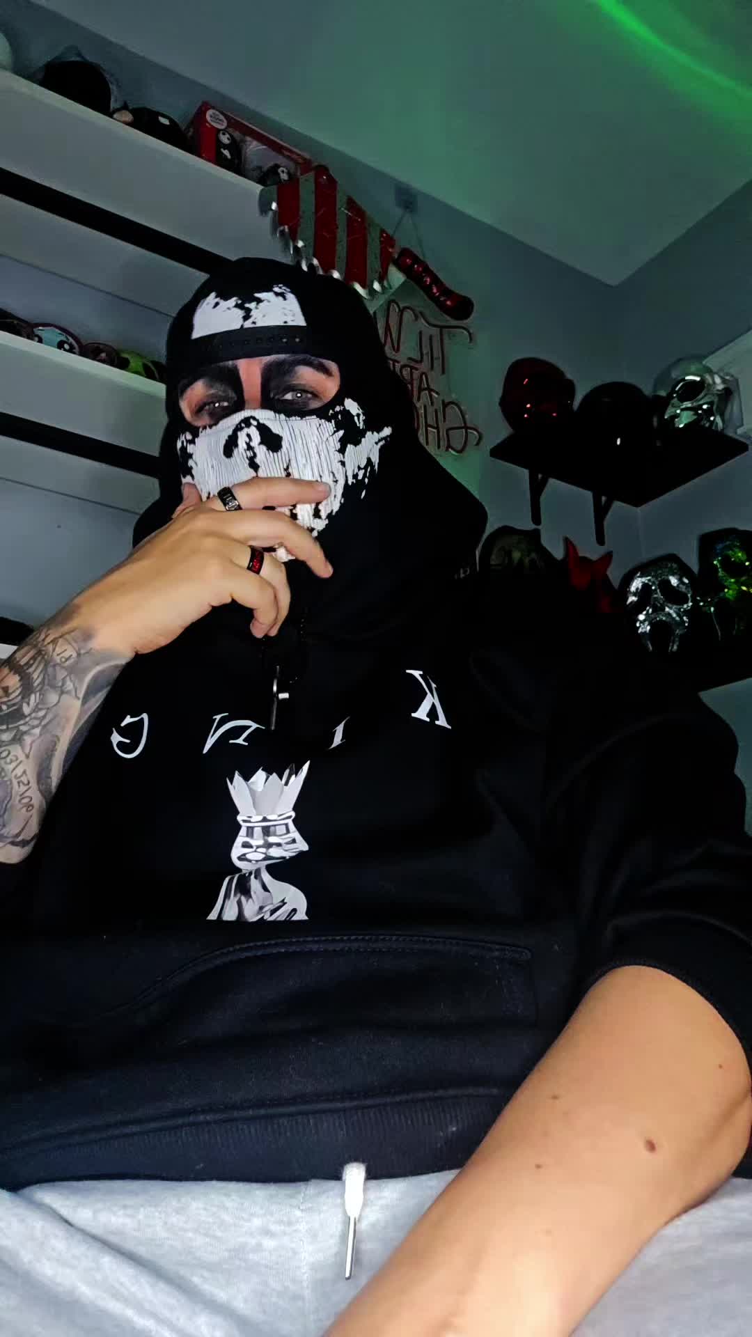 @Dakah