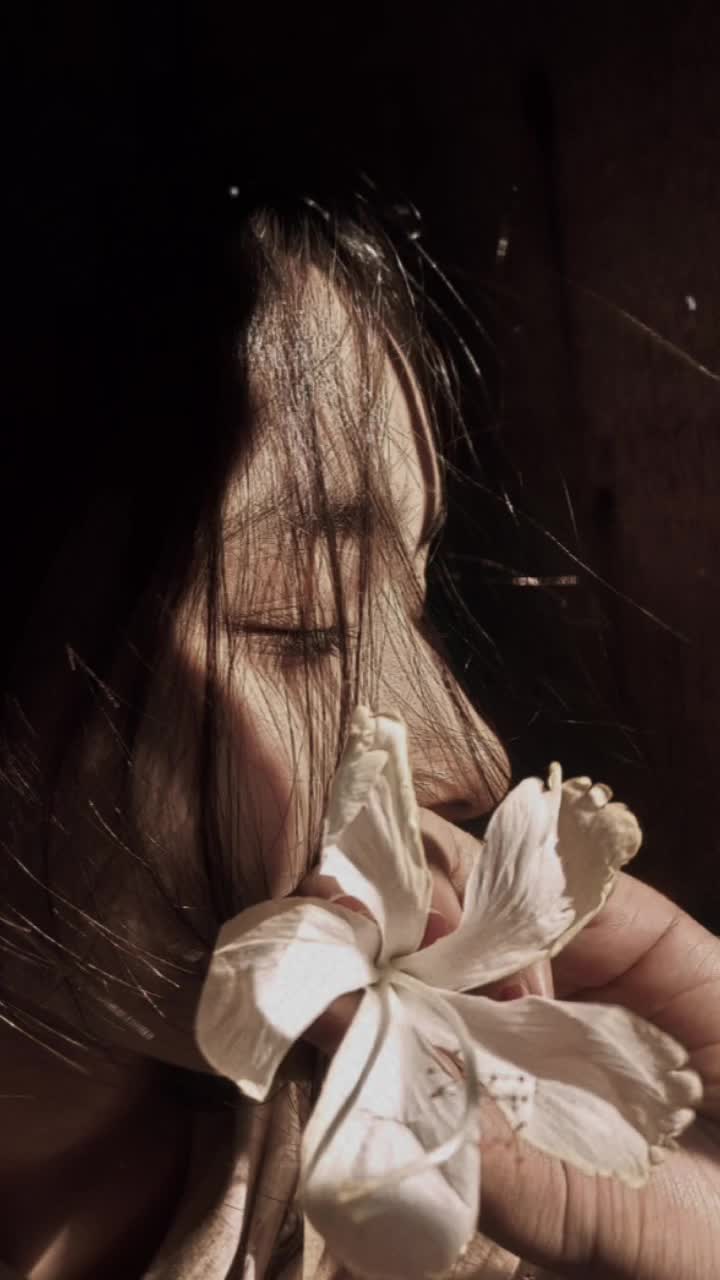 @️পাখি...!🕊